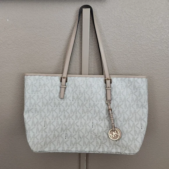 Michael Kors Cream Tote Bag with Structured Design - Picture 1 of 3